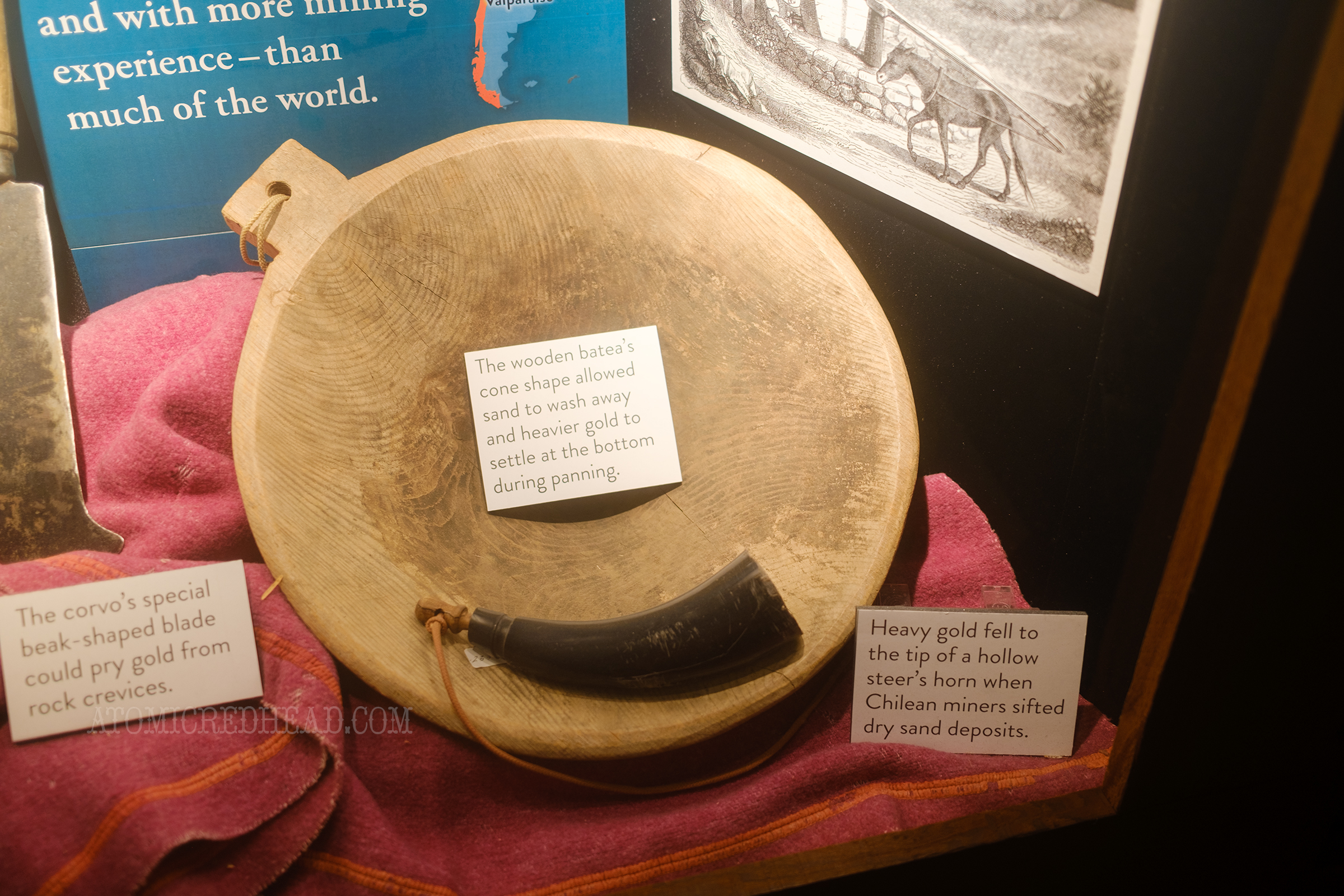 An old wooden pan used by Chilean miners. 