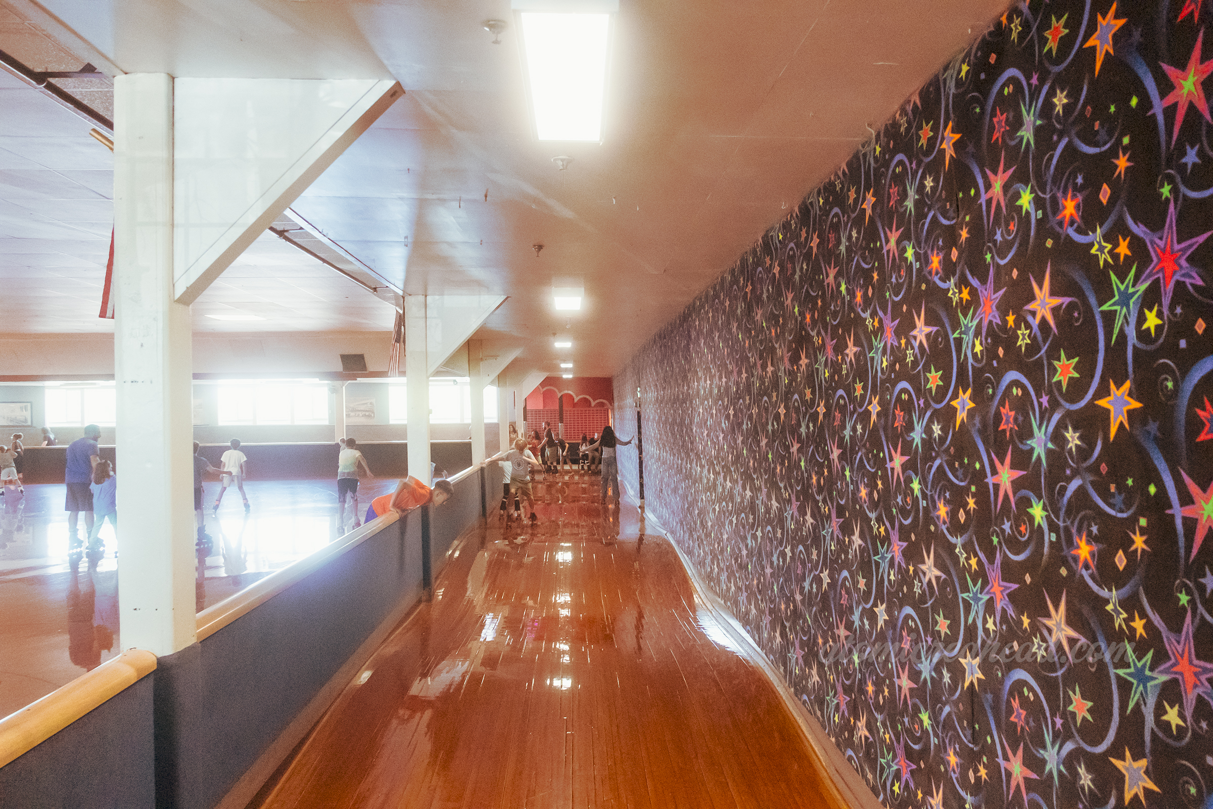 The wavy floor.