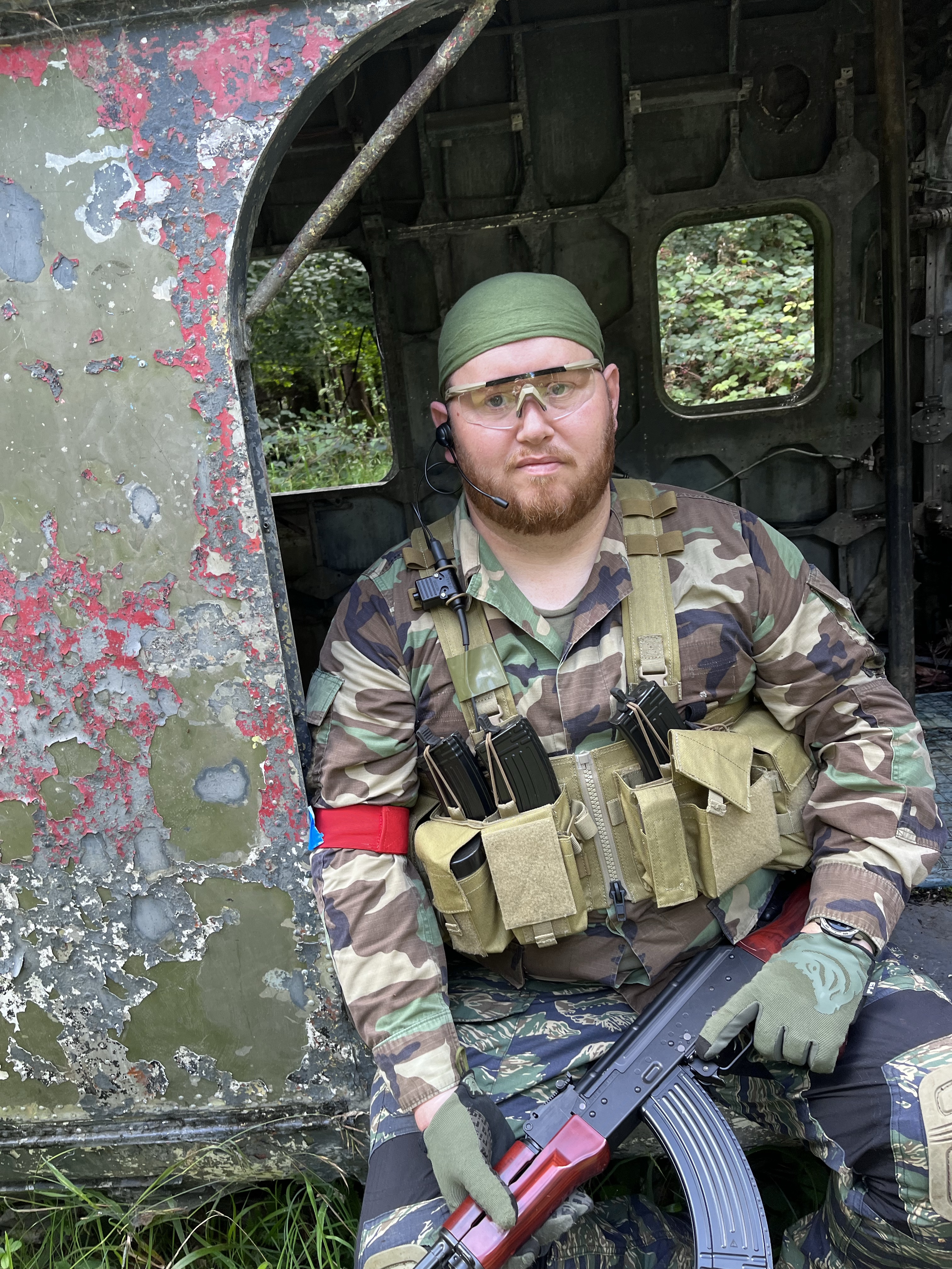 Review: Emerson UW Gen V Split Front Chest Rig (Mayflower Clone