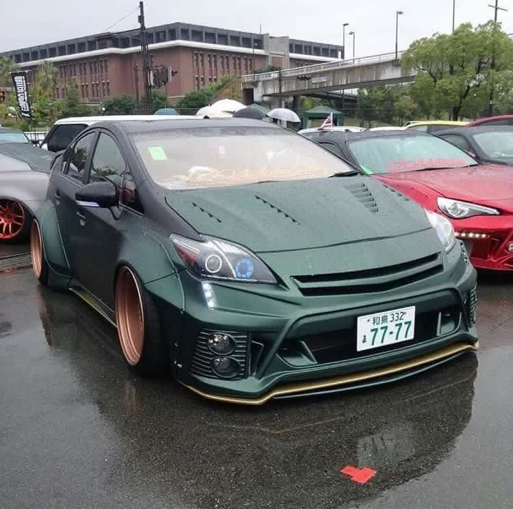 Couture® - Toyota Prius 2010-2011 Vortex Style Body Kit