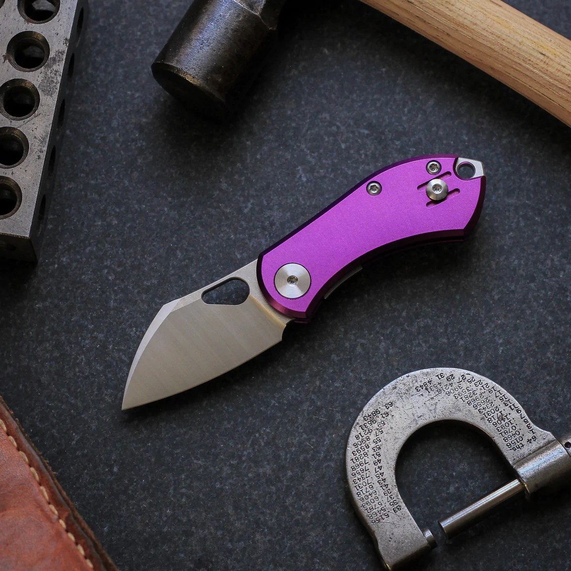 GIANTMOUSE KNIVES INTRODUCES THE PURPLE ACE NIBBLER FOLDER KNIFE