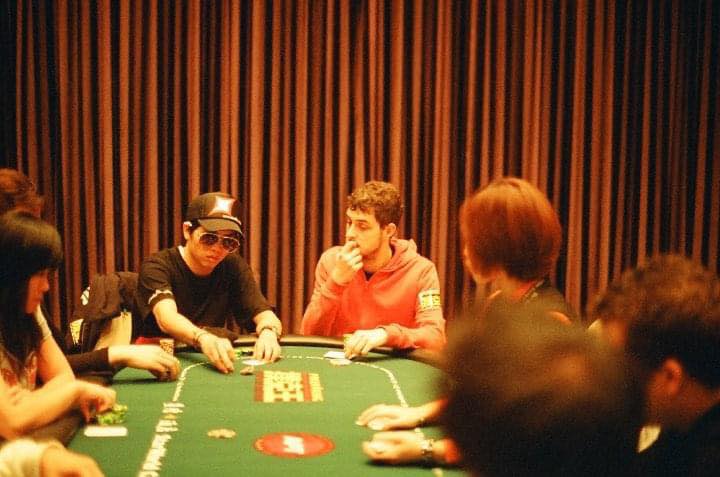 我的撲克人生的開端 故事