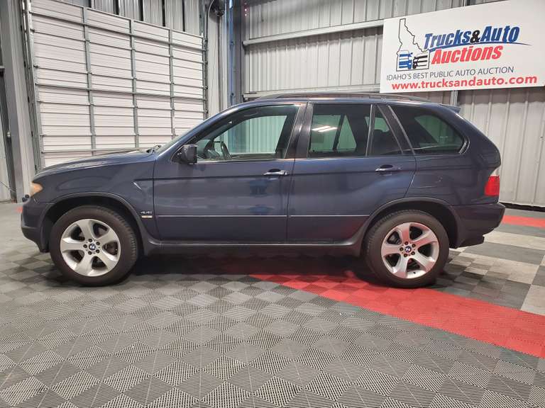 2005 bmw x5 4.4i