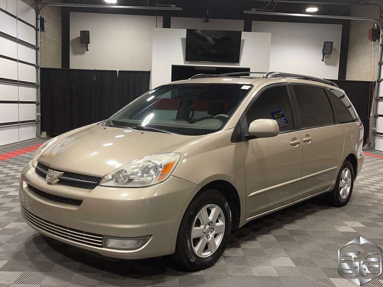 2005 toyota sienna xle