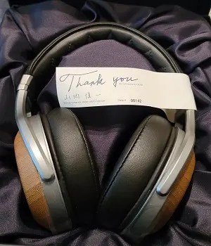 【美品】DENON AH-D9200 Denon AH-D9200 Headphones | Moon Audio