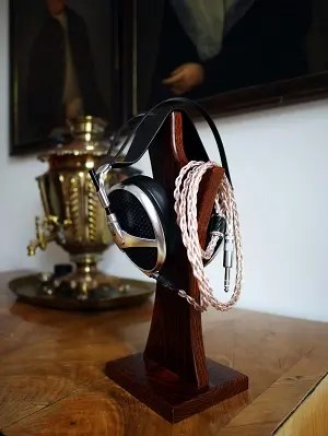 Meze Elite Review (with Arctic Cables Grandis) - Audio Rabbit Hole