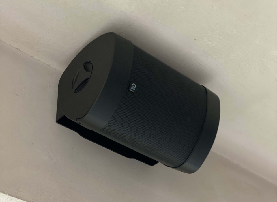 Mounted Speaker