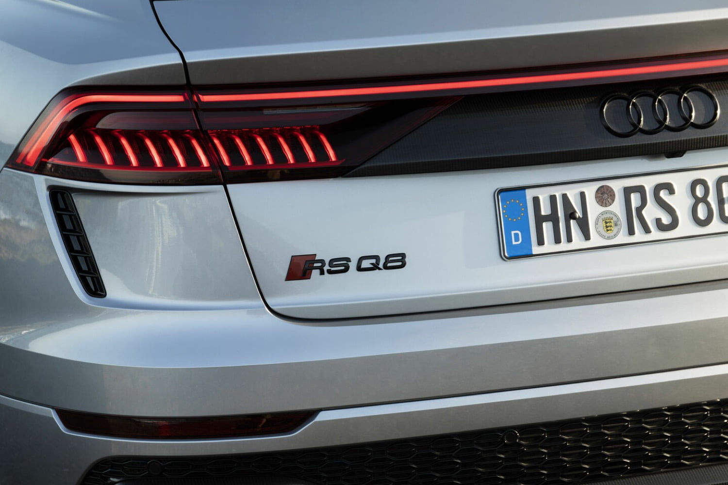 rs q8 tail light