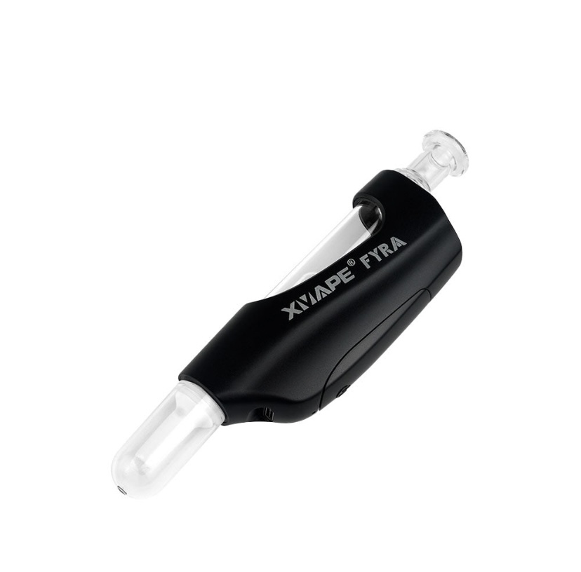 Xvape Fyra portable vape pen in black with a clear mouthpiece (close-up).