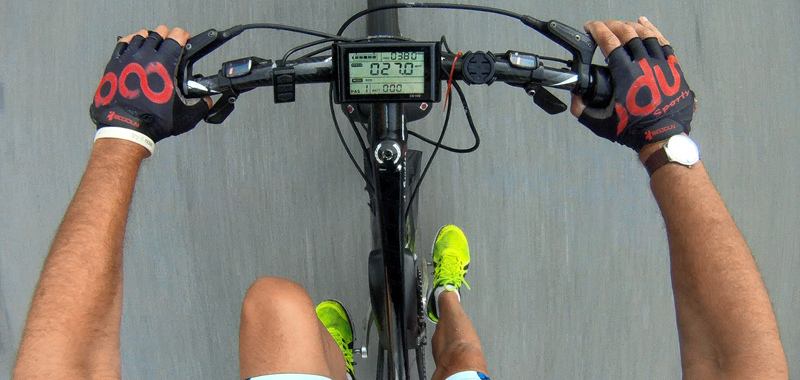 With a lot of brand ebikes either the controller and battery are built into the frame sealing both out from any external weather conditions. With bikes based on kits lets look at the individual parts. Starting with your battery, it is completely sealed other than your charger port. Most batteries come with a charger port door that seals shut and is weatherproof. Your motor whether hub or mid drive are also completely sealed with no ability for moisture to enter.