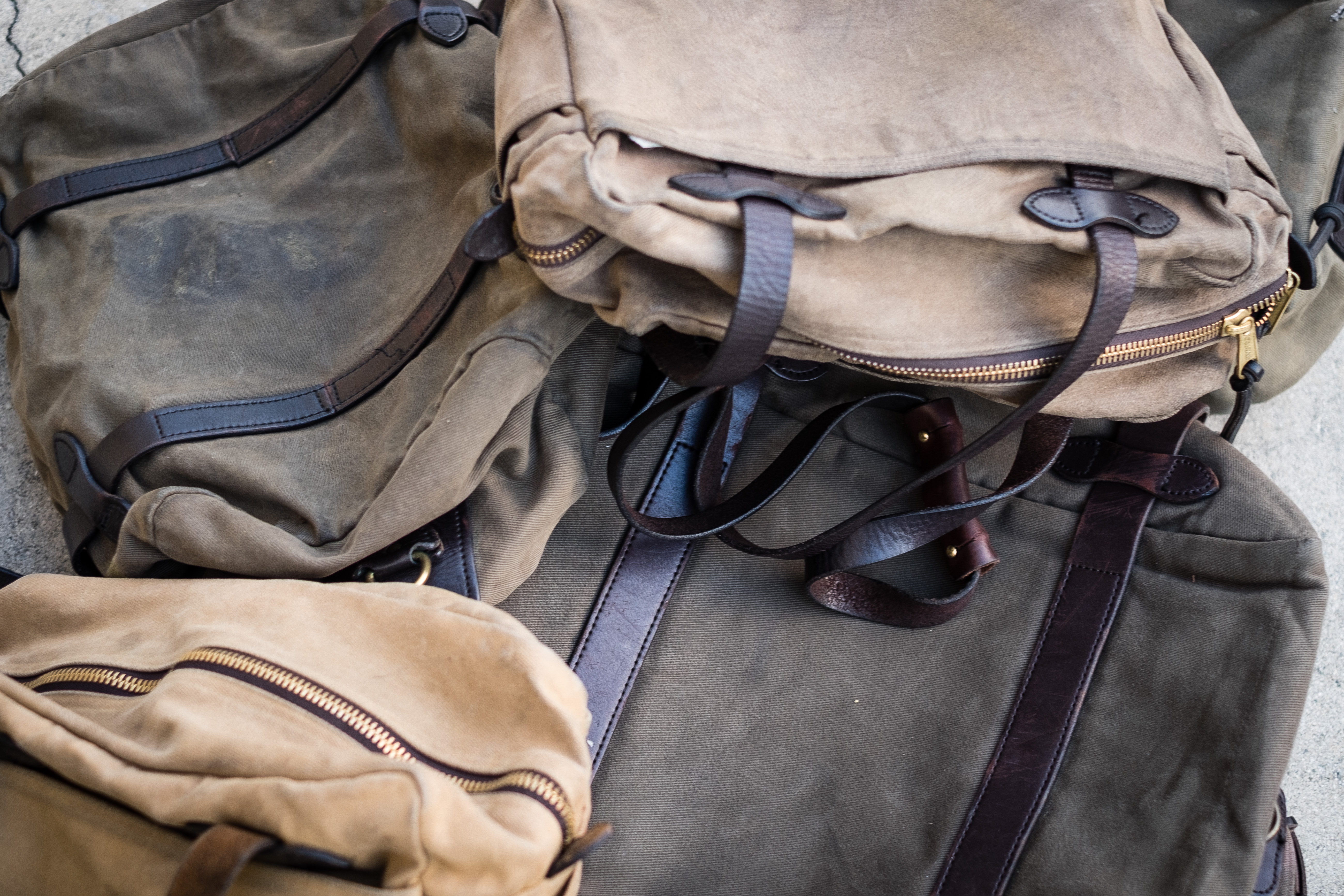 Filson Otter Green vs Tan Aging and Patina Aun Tay