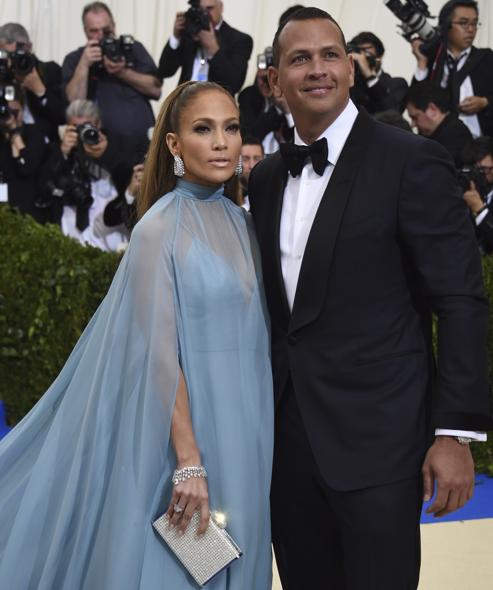 Jlo and arod are still tight