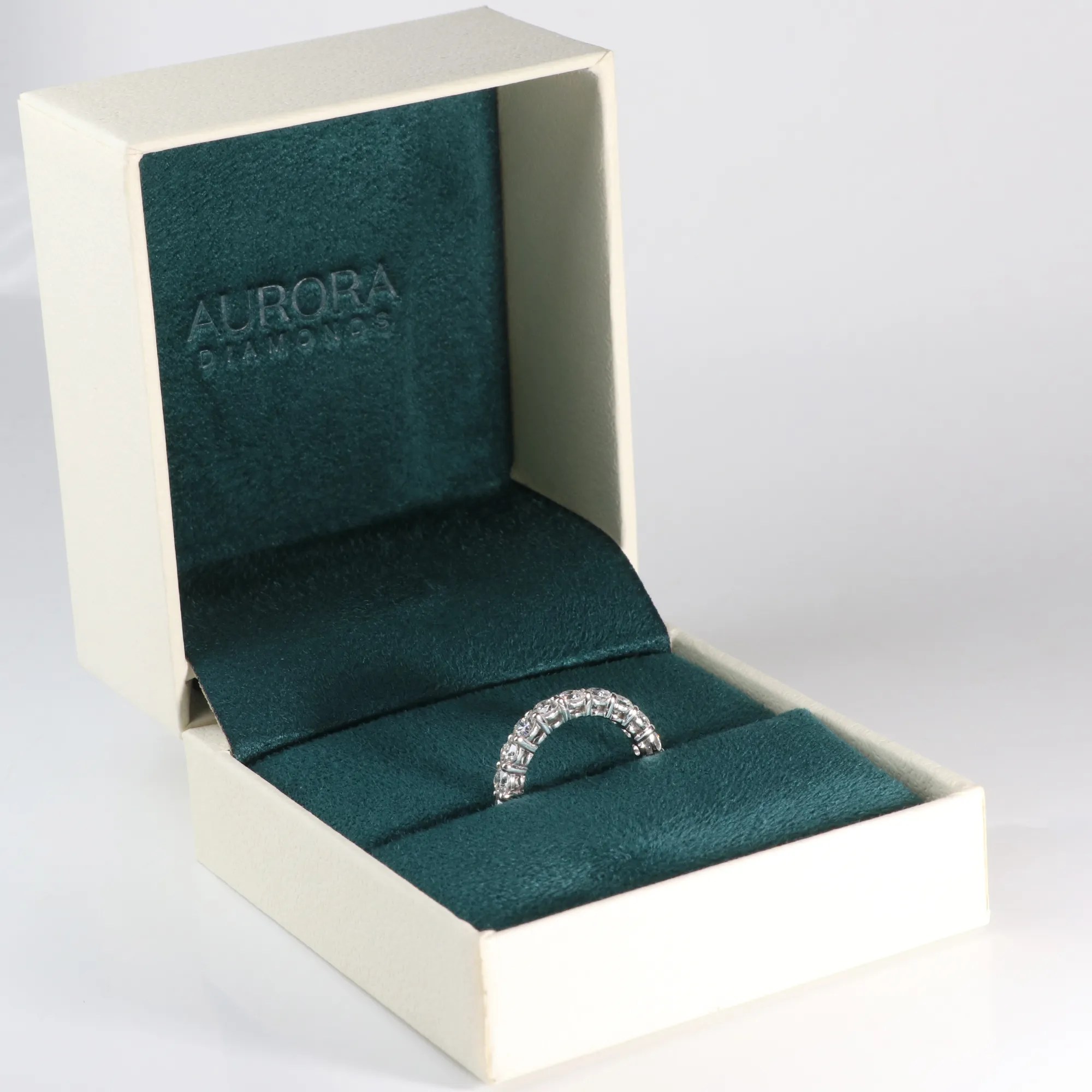 alianca-diamante-ouro-18k