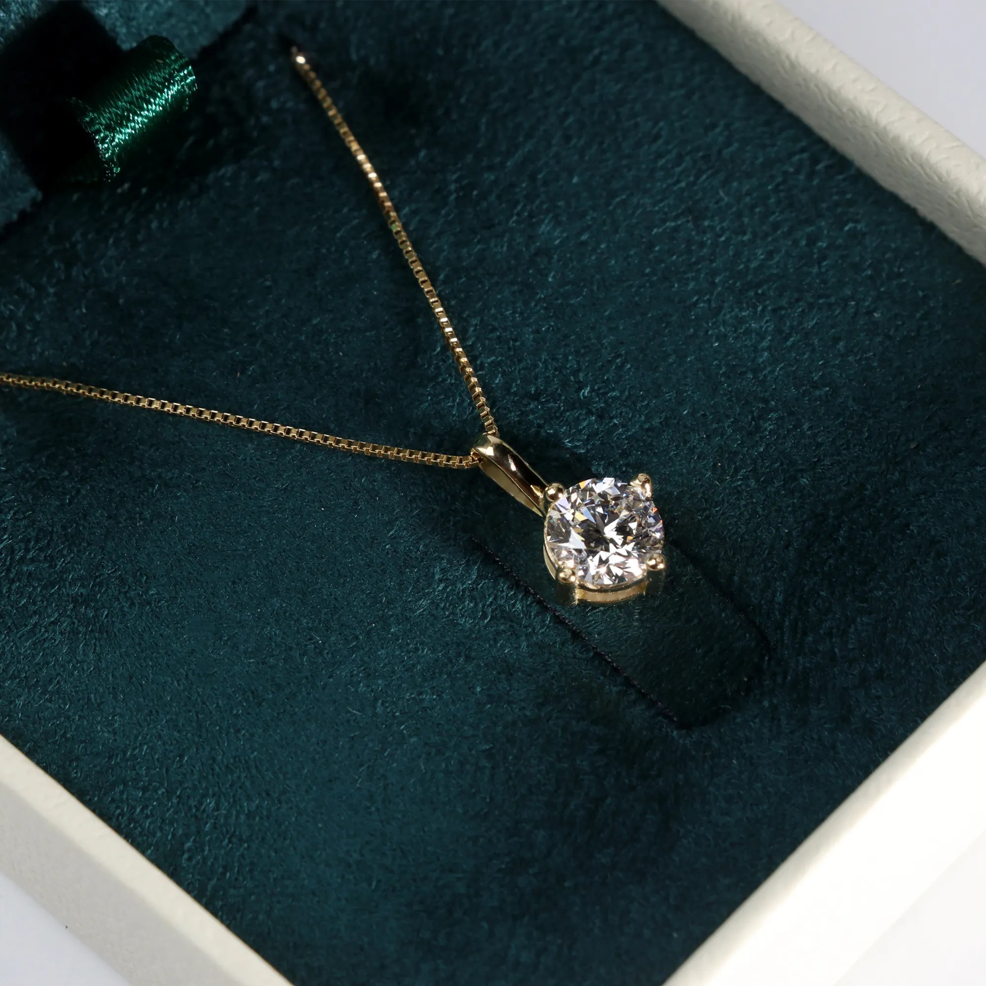 pingente-solitário-diamante-1-quilate-ouro-18k