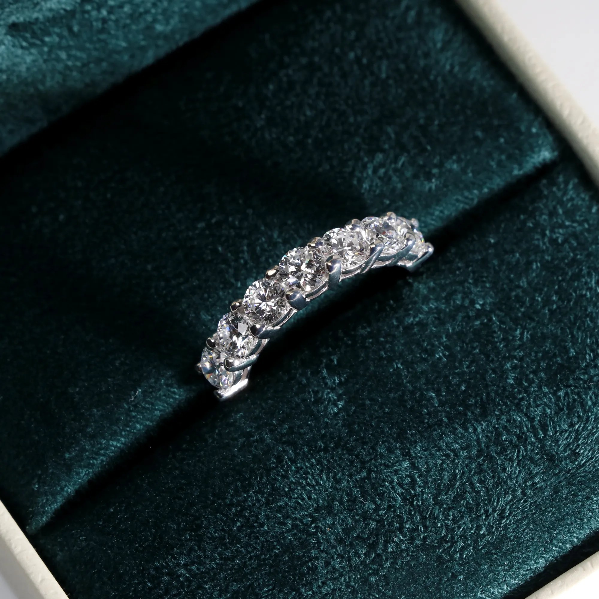 meia-alianca-diamante-ouro-18k
