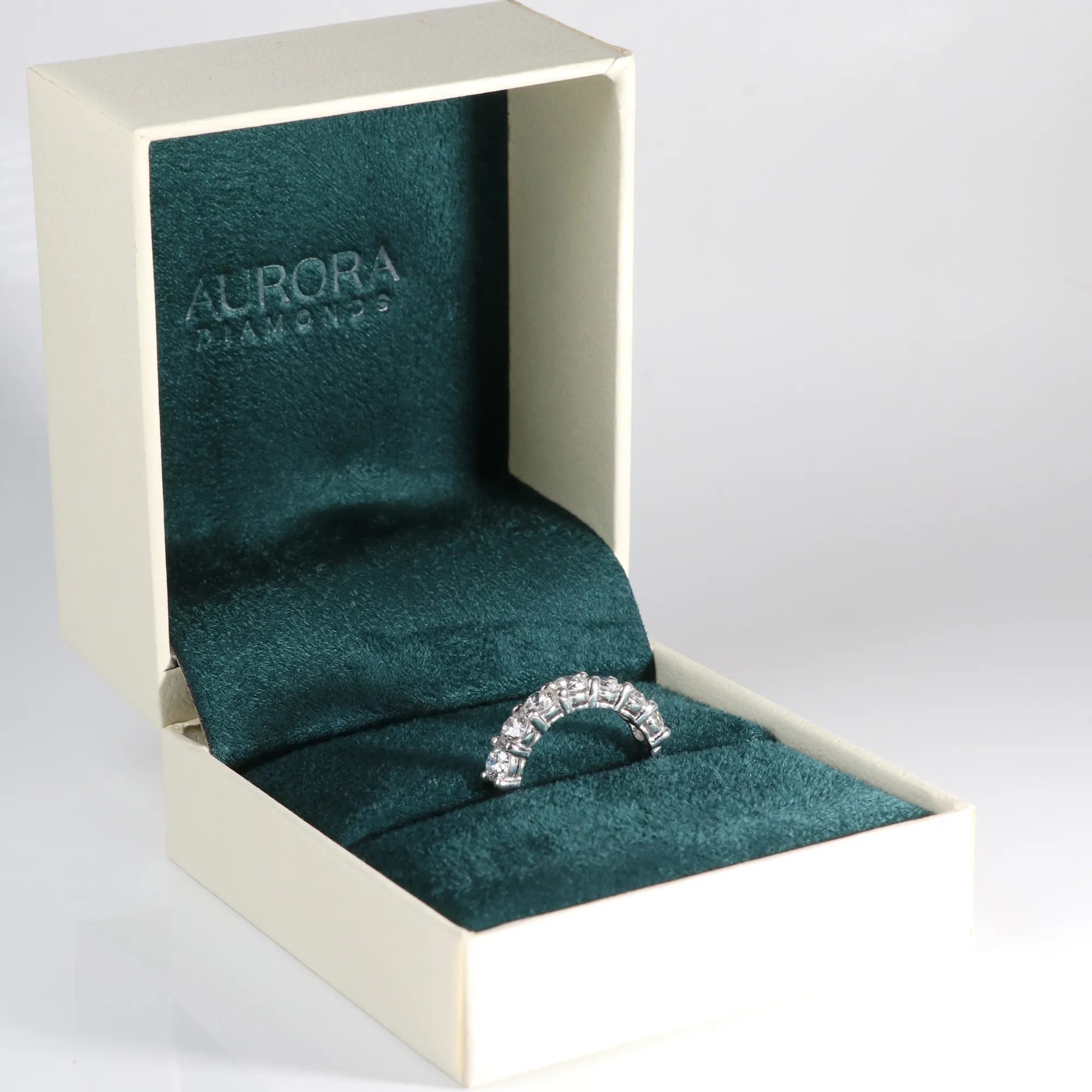 meia-alianca-diamante-ouro-18k