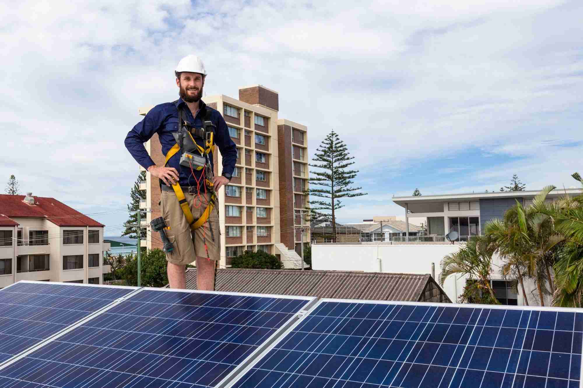 A Solar Electrician Must Have These 5 Qualities And Skills