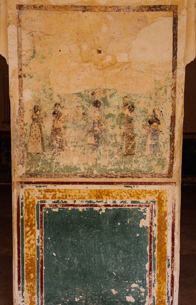 Original paintings on the palace walls