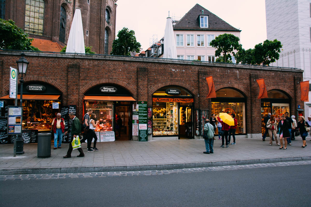 Viktualienmarkt shops