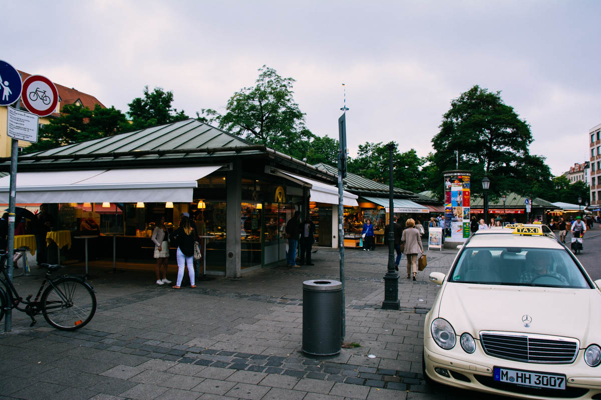 Viktualienmarkt shops