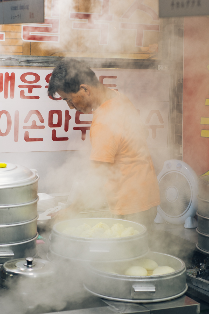 Making mandoo, Korean dumplings