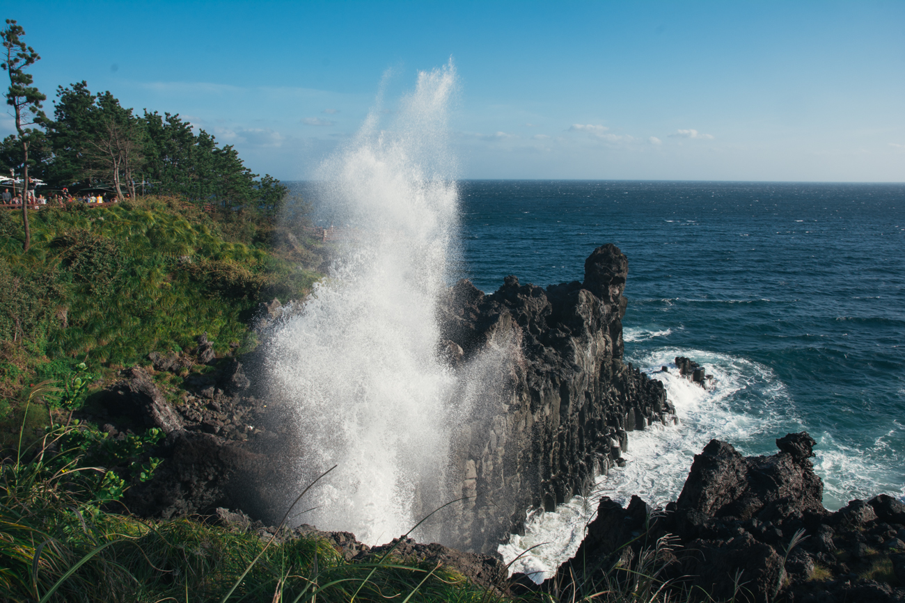 Waves crashing against Jusangjeolli Cliff