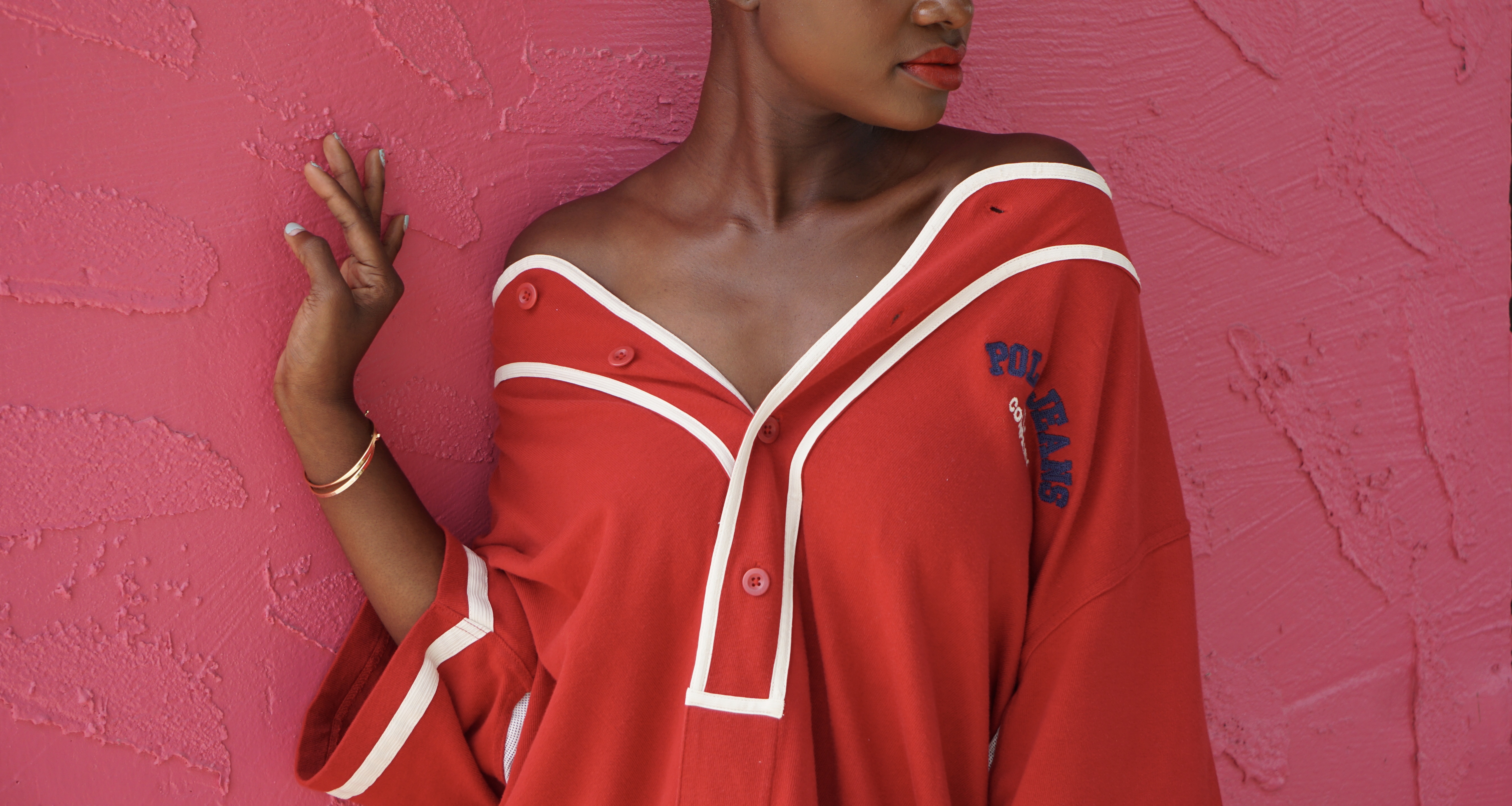 Sporty look, oversized top, polo sport, vintage sports wear, blonde buzz cut, blonde twa, blonde black girls