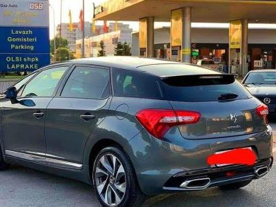 Citroen DS5