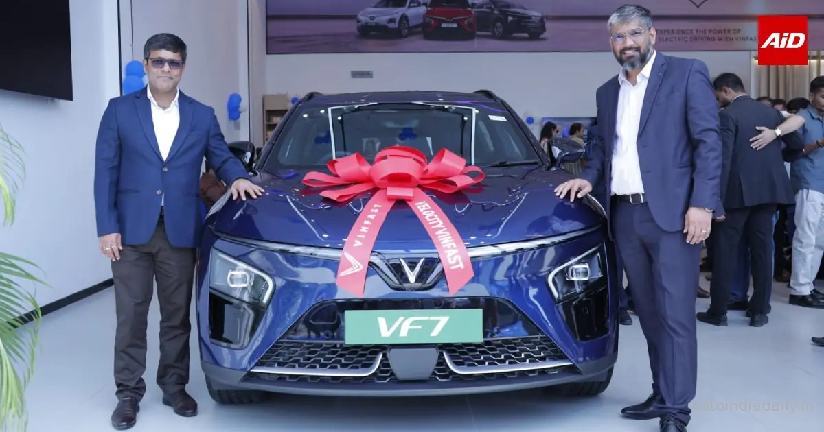 VinFast Unveils VF 6 & VF 7 on World EV Day: Opens India’s largest EV Showroom in Noida