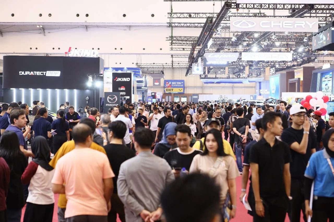 Pesta Akhir Tahun Para Pecinta Otomotif Menggema di Permata Bank GJAW 2025