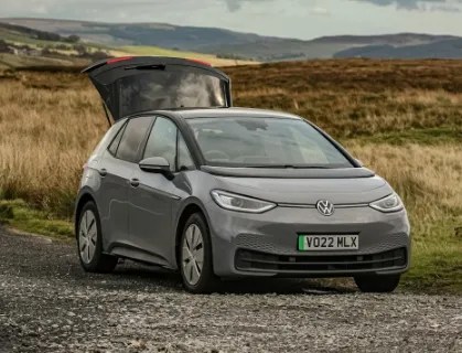 Vozači električnih auta ne izbjegavaju duga putovanja ali brinu o dosegu