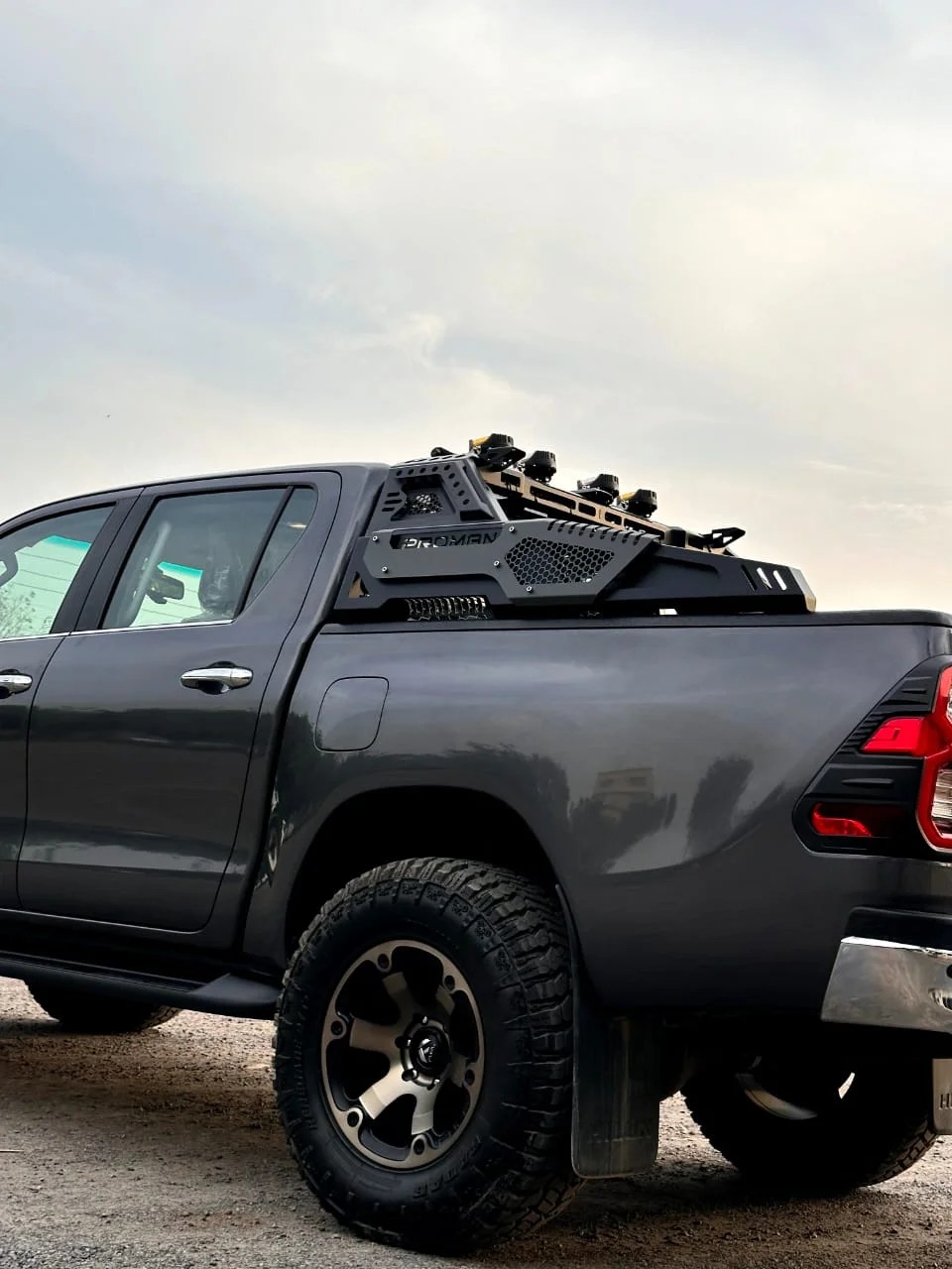 PROMAN Premium Roll Bar Toyota Hilux 4X4 Online