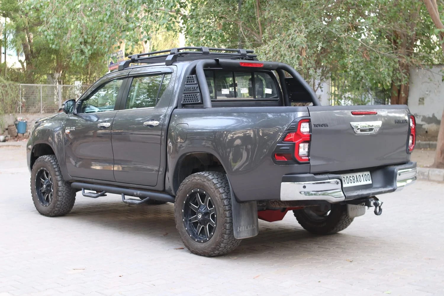 Side Steps - Model U for Toyota Hilux