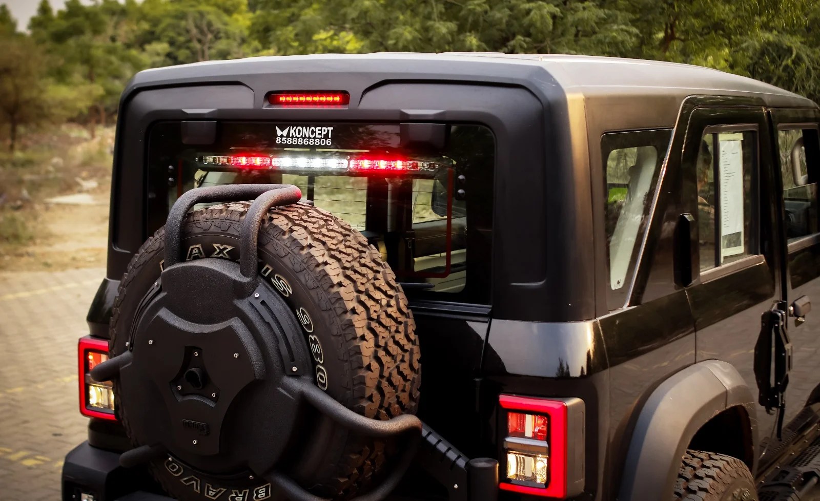 Thar Roxx Bimbra Tail Light LED Bar | 30-Inch Aurora