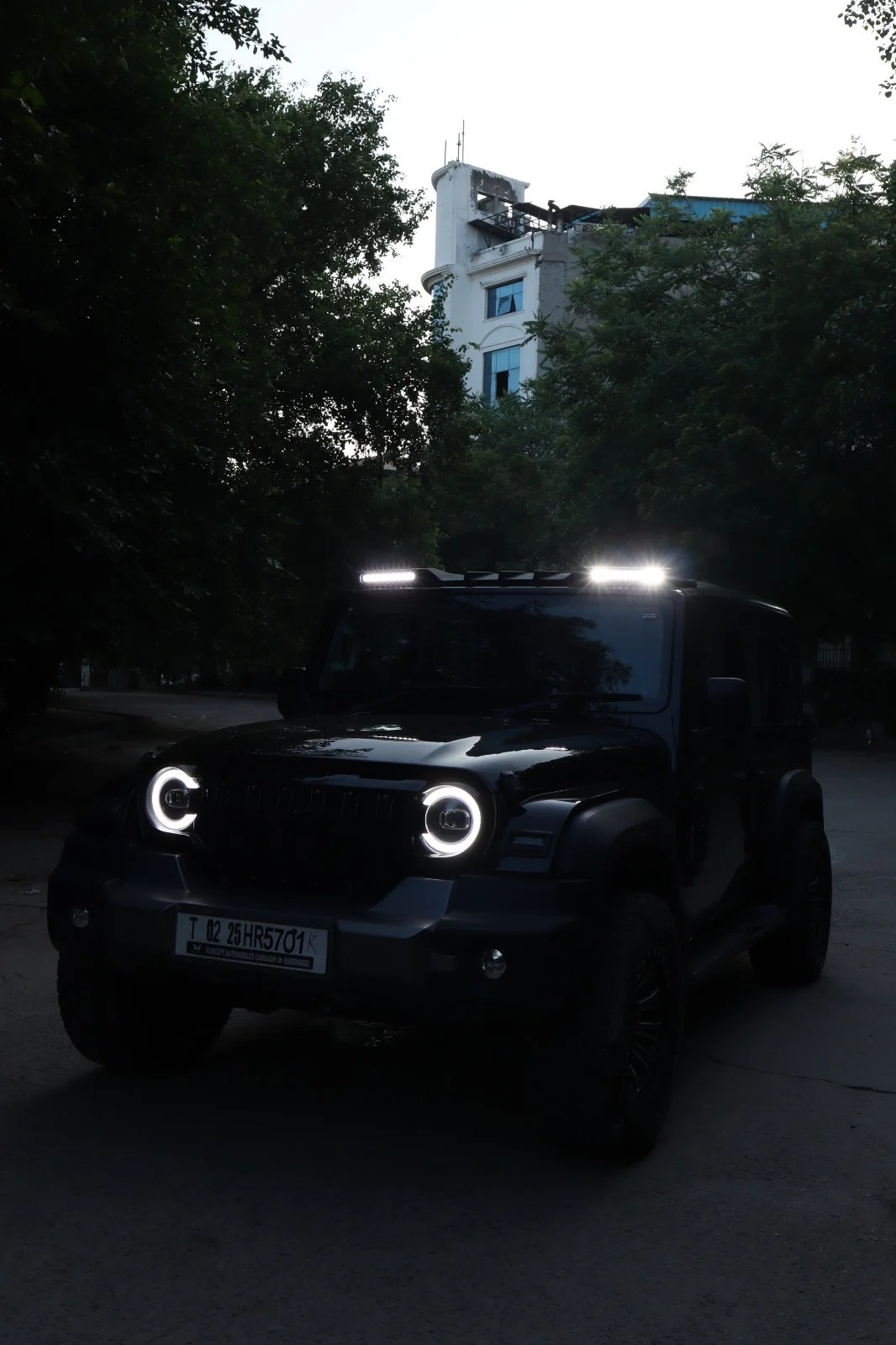 Thar Roxx Bimbra Roof LED Bars with Aurora Lights