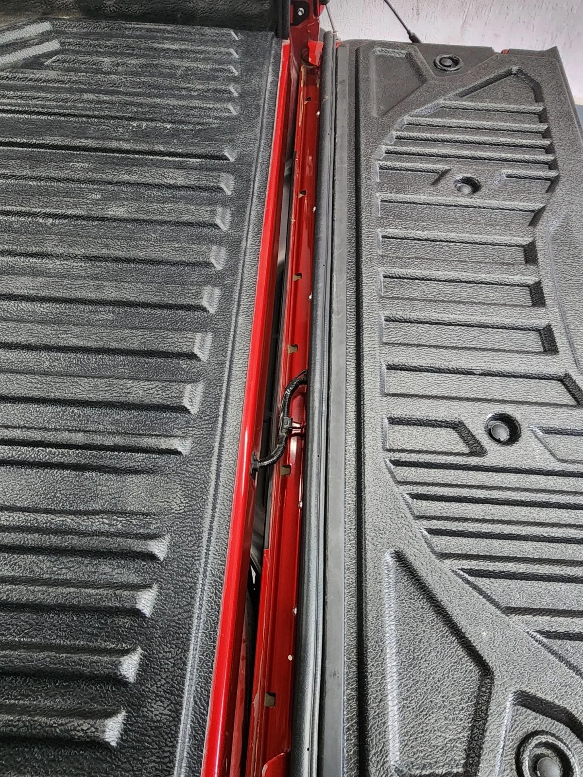 Hilux Proman Tailgate Seal Kit | Dust & Water Protection