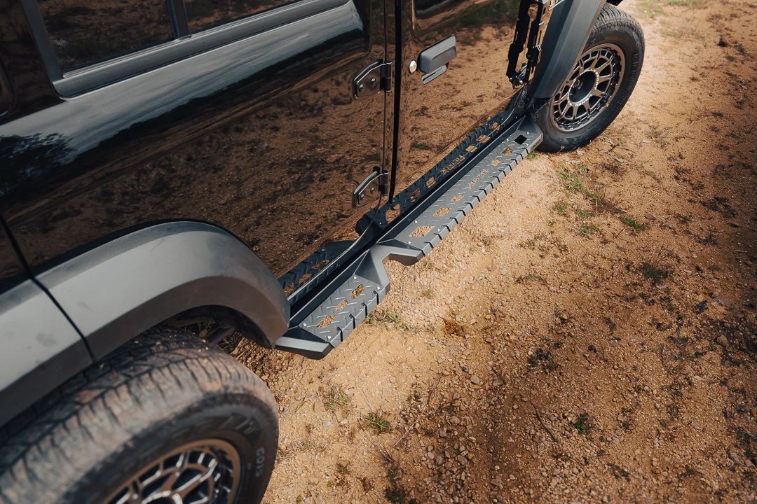 Mahindra Thar Roxx Trail Stepper