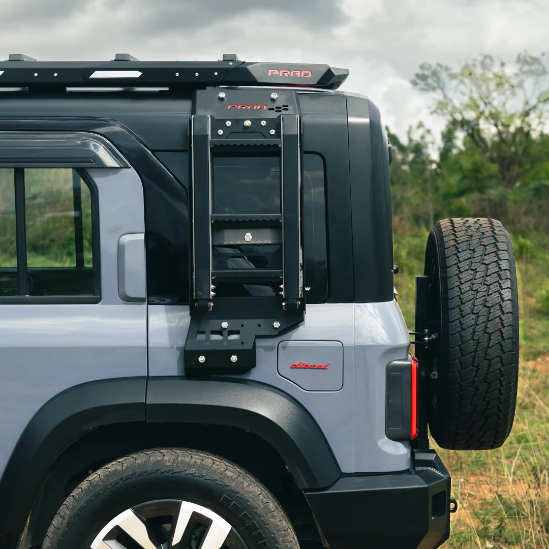 Utility Box and Ladder – Mahindra Thar Roxx