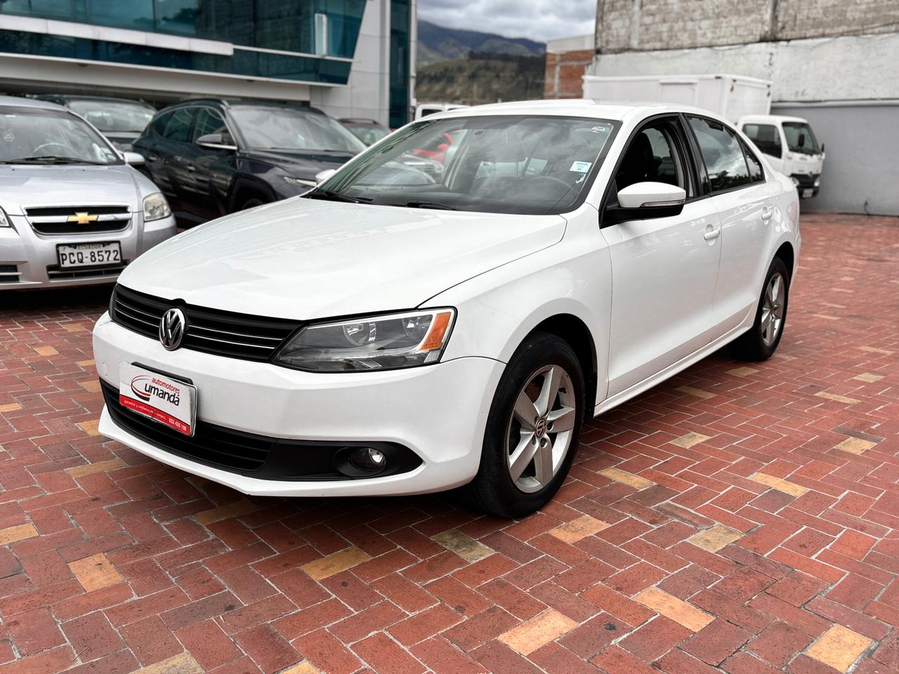 VOLKWAGEN JETTA