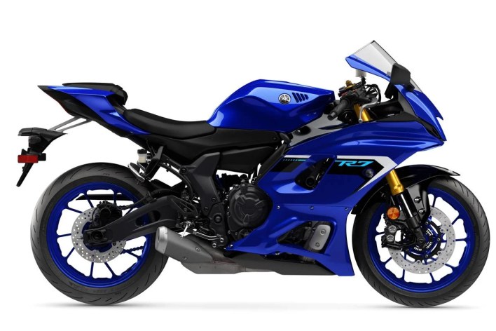 Yamaha R7