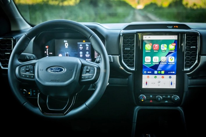 interior Ford Ranger XLT 