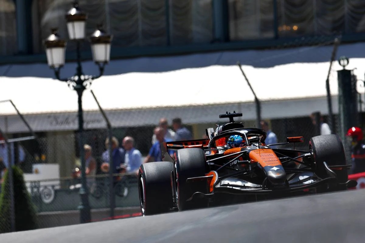 oscar piastri mclaren