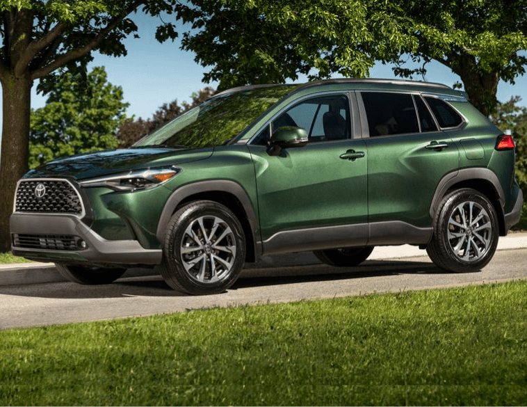 2022 toyota corolla cross debuts