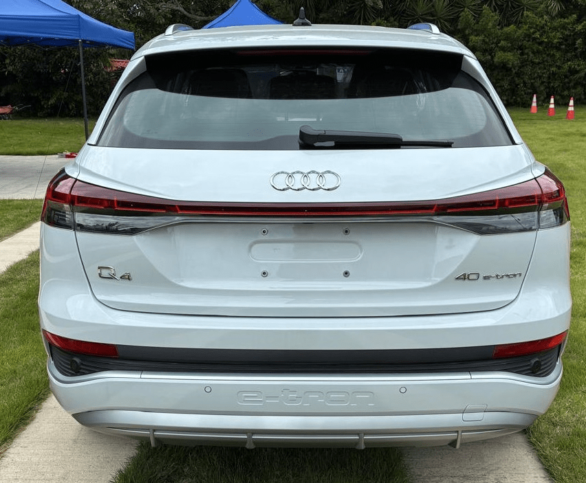 AUDI Q4 E-TRON 2025