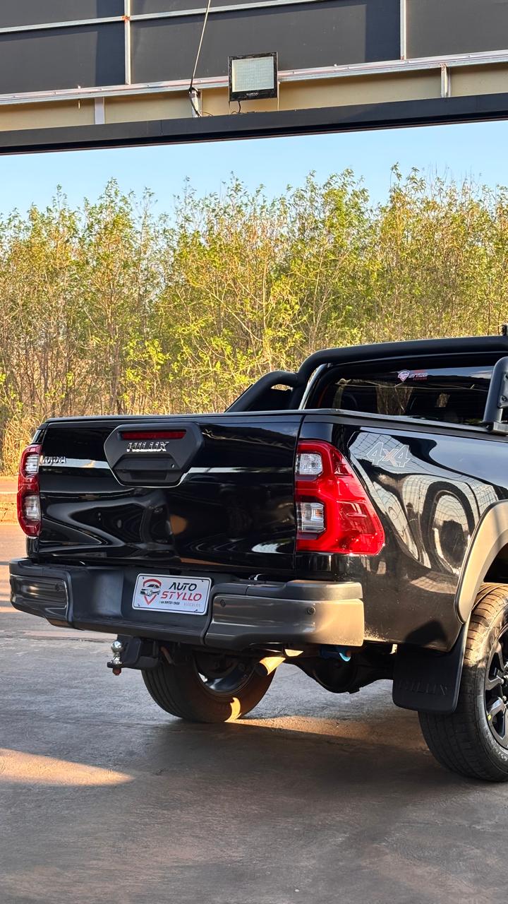 HILUX CONQUEST 4X4
