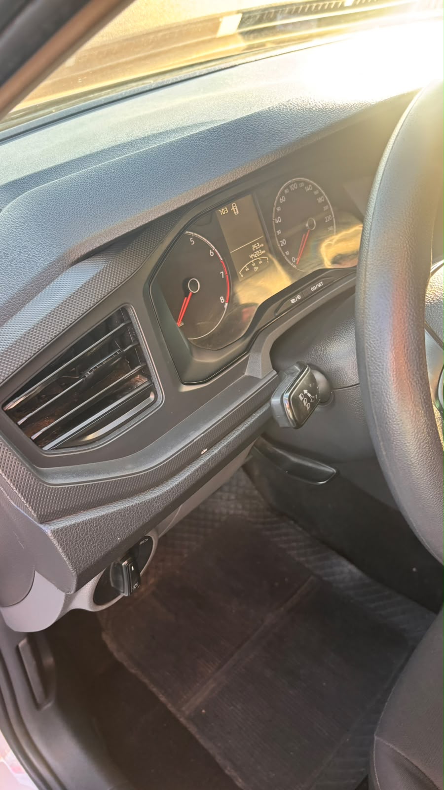 POLO 1.0 TRACK