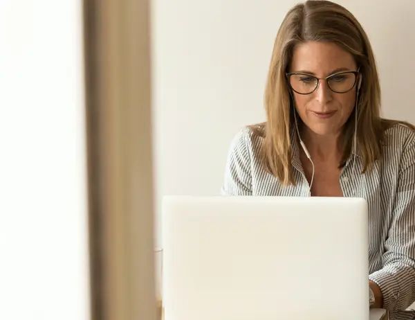 Tas Advanced Manufacturing Accelerating Growth Program Avant Group - Nature Image Collection - High Resolution Quality