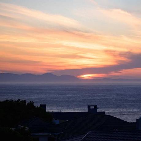 Franz Heinz Github - Colorful Image Collection - Mobile Quality