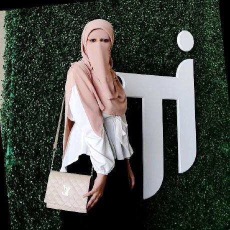 Amira W Github - Premium Dark Picture Gallery - HD