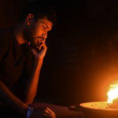 K W P G A N Samarathunga Github - Premium Minimal Background Gallery - Desktop